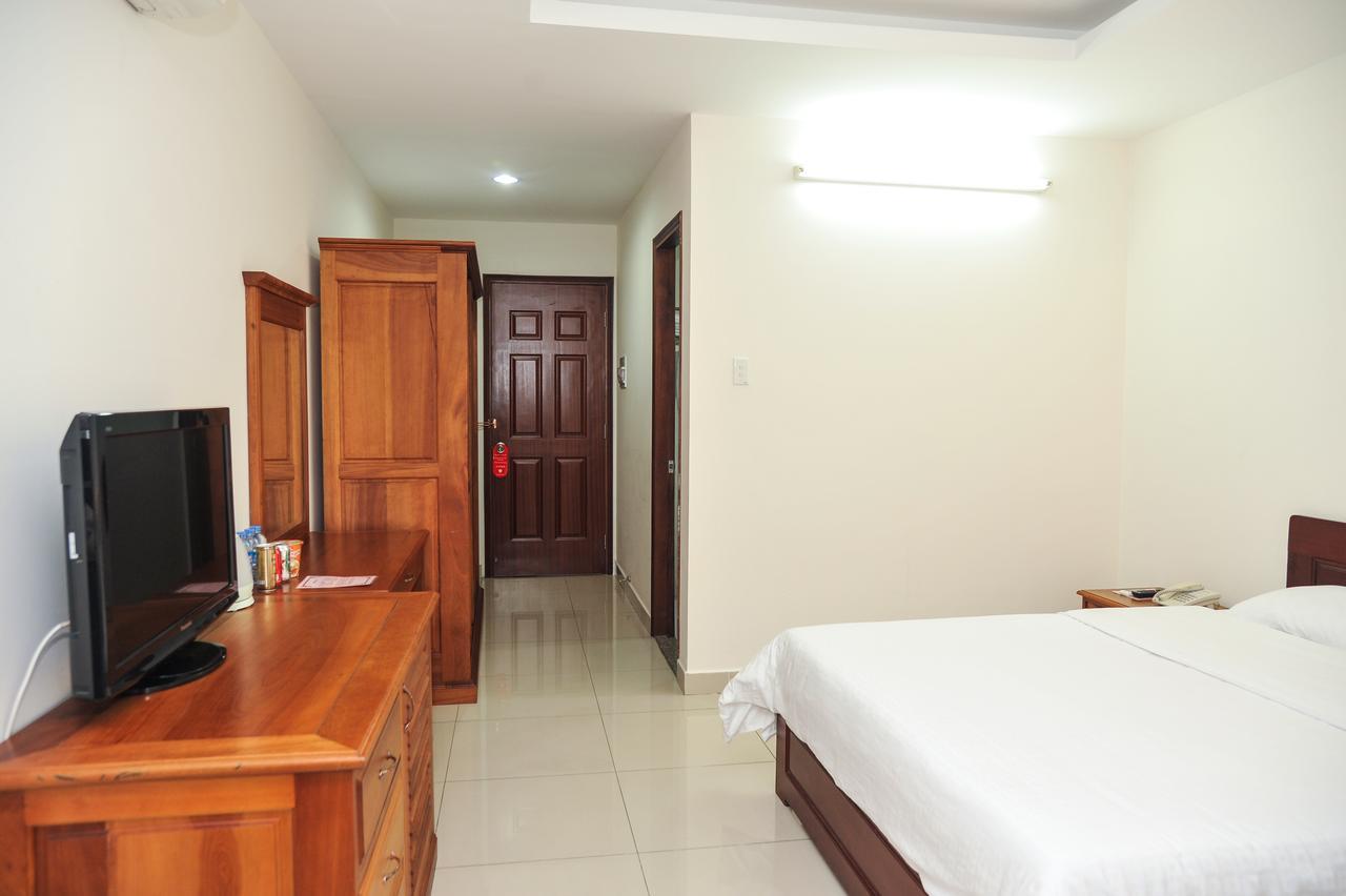 Tan Son Nhat Saigon Hotel Ho Chi Minh City Exterior photo