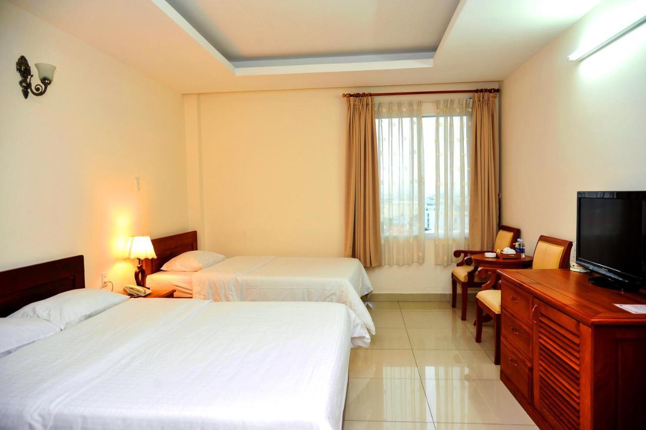 Tan Son Nhat Saigon Hotel Ho Chi Minh City Exterior photo